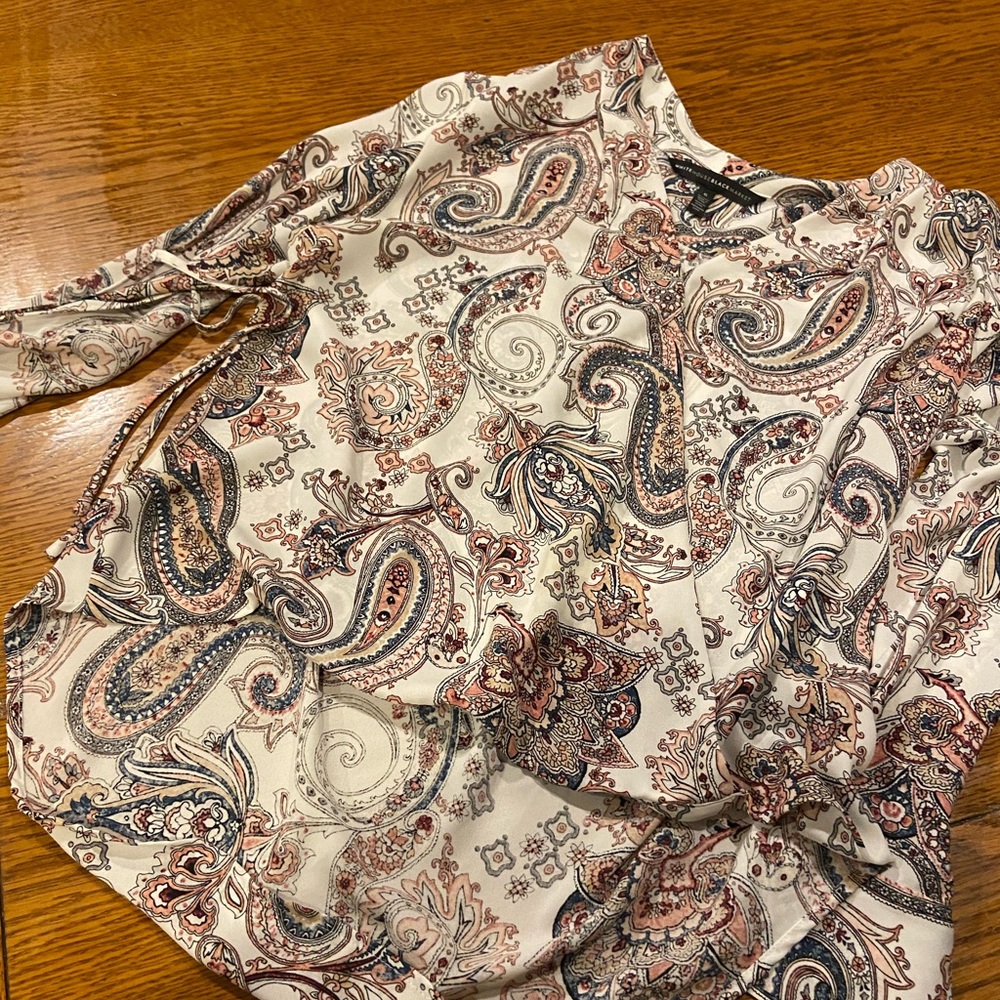 Women’s White House Black Market dress blouse